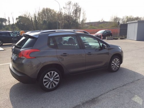 PEUGEOT 2008 AUTOMATICA O SIMILARE